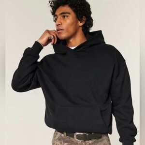 NWOT Hollister Men's Black Boxy Hoodie Sweatshirt